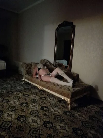 Компаньонка Слънчев бряг - Your sexy diamond GFE - Строга господарка, Влизане в роля, Масаж - снимка 8