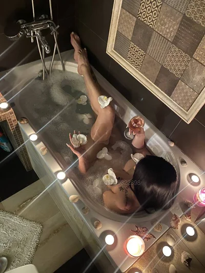 Компаньонка Слънчев бряг - Top Eskort - Орален секс, Френска с презерватив, Дълбоко гърло - снимка 4