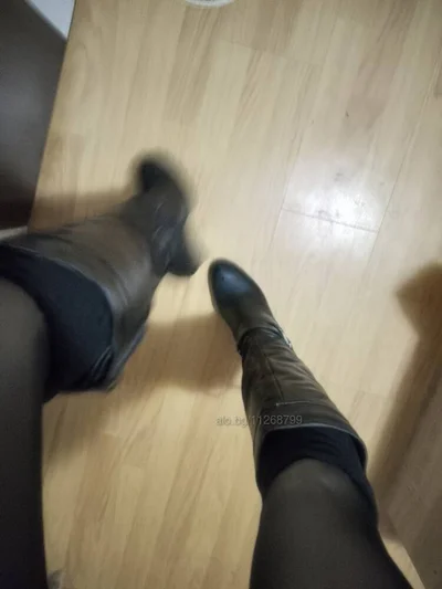 Компаньонка Слънчев бряг - Мистрес/Господарка/Домина/sissy /страп-он/фуутфетиш/лизане на подметки/носено - Френска без пре...
